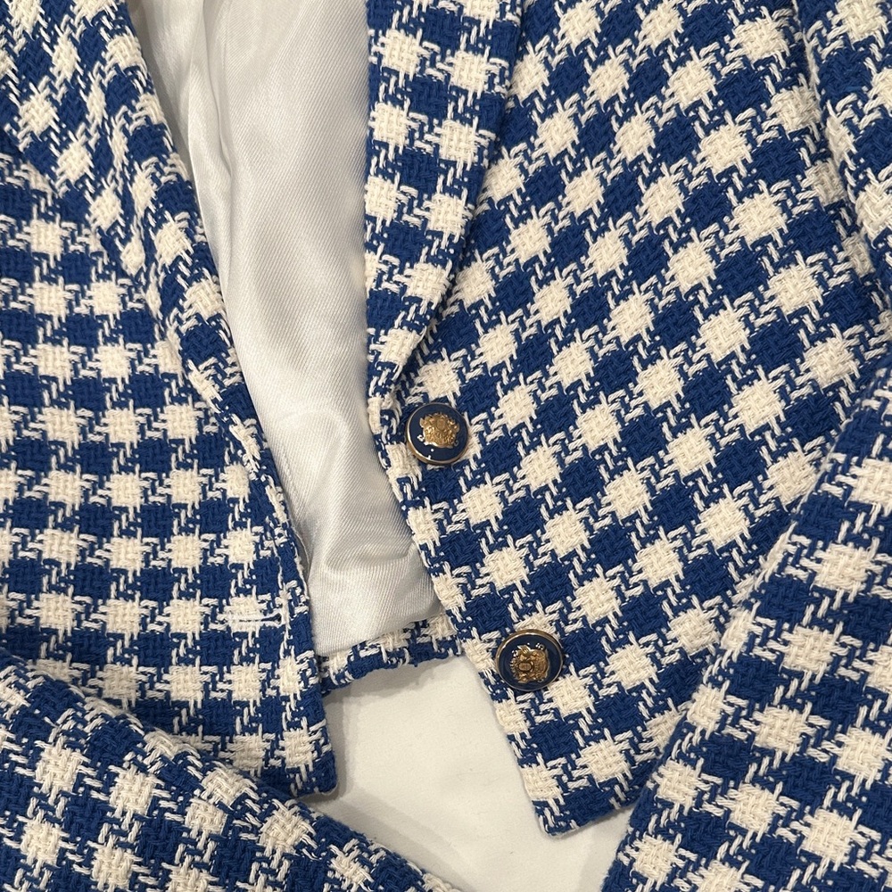 Zara Women's Blue and White Checkered Blazer - Picture 2 of 6